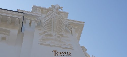 Cazinoul parțial descoperit