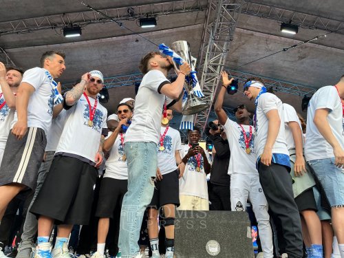 Titlul de campioană câștigat de Farul a fost sărbătorit de fani în Piața Ovidiu
