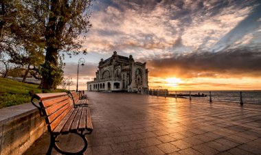 Party și relaxare pe plajele din Constanța