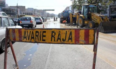 Trafic restricționat pe primele două benzi de circulație pe str. Soveja din cauza unei avarii RAJA