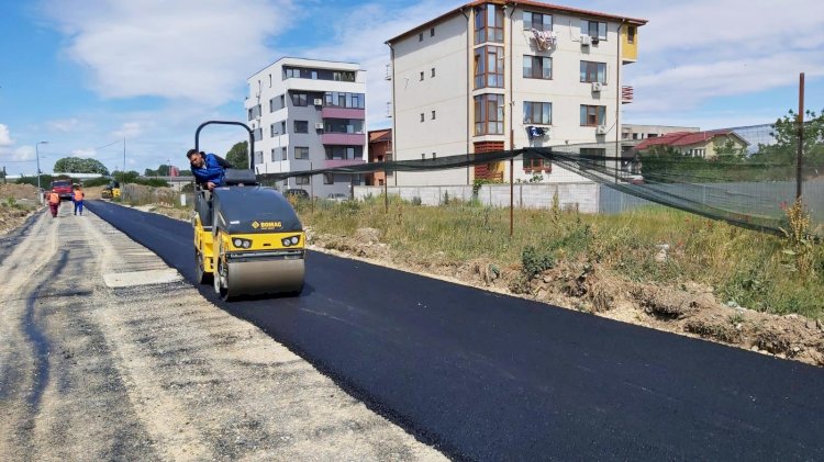 Strada Haricleea Darclée a fost îmbrăcată în asfalt