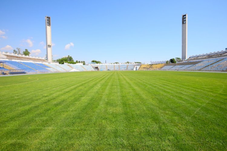 Lucrările continuă pe stadionul din Constanța!