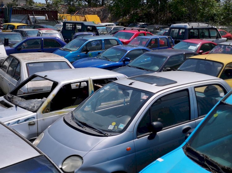 Licitație vehicule abandonate