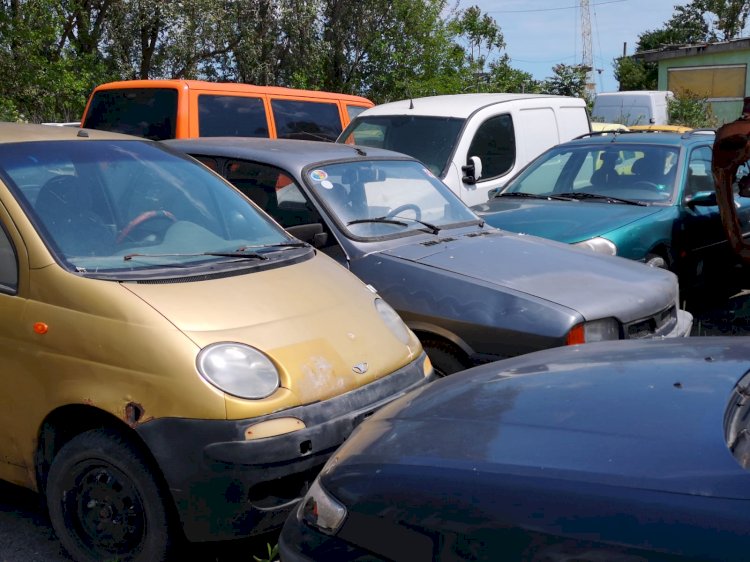 Licitație vehicule abandonate