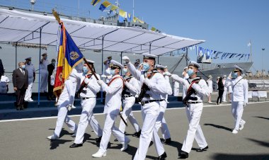Nouă decenii de tradiție și profesionalism pentru fregatele „Regele Ferdinand” și „Regina Maria”