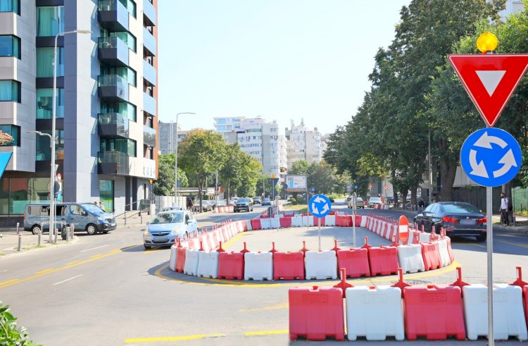 Sensul giratoriu situat la intersecția bulevardului Mamaia cu strada Renașterii va fi desființat