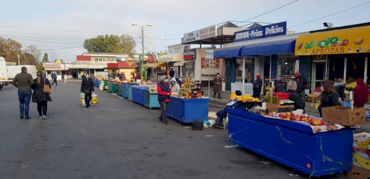 Piețarii din Constanța, mutați în exterior. Ce piețe mai sunt deschise în oraș?