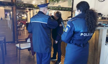 Administratorii a cinci localuri din Constanța, sancționați pentru că au deschis la interior
