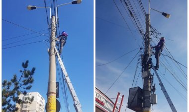 Primăria Constanța solicită operatorilor de comunicații să înceapă cosmetizarea cablurilor din oraș