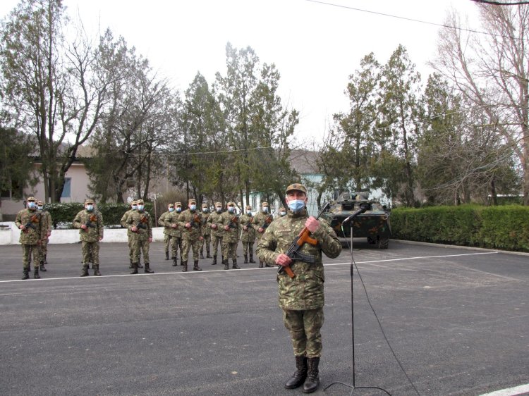 O serie nouă de infanteriști marini a depus jurământul militar