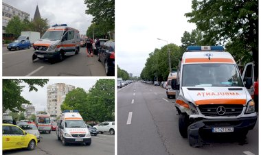 O ambulanţă aflată în misiune a fost lovită de un taxi, în cartierul Tomis III
