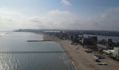 ANAT: Plajele din Mamaia şi Năvodari sunt gata; este o crimă să nu le deschidem în iunie
