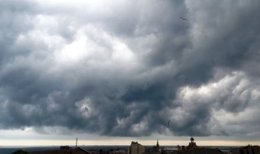 Cod galben de ploi și vijelii la Constanța