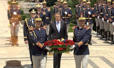 Iohannis: Avem datoria de a menține vie memoria Eroilor Neamului