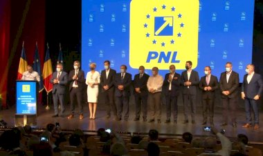 Cîțu și-a prezentat echipa cu care vrea să guverneze România până în 2028