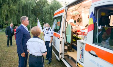 Iohannis, decorații pentru personalul medical: Ați reprezentat avanpostul în lupta cu virusul