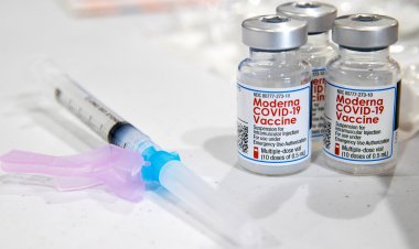 Moderna recheamă mii de doze de vaccin împotriva COVID-19