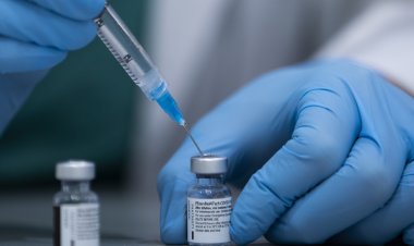 Kovesi, solicitată să verifice achiziția vaccinurilor anti-COVID în UE