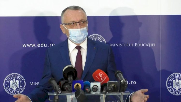 Cîmpeanu: Acolo unde directorul este antivaccinist, vom găsi o rată foarte scăzută de vaccinare