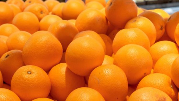 Alertă alimentată: Portocale cu pesticide, retrase de Carrefour România