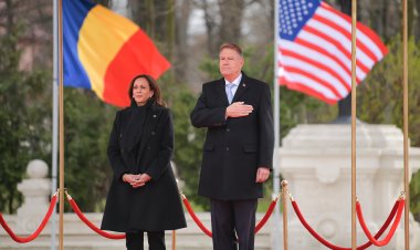 Vicepreședintele SUA, Kamala Harris, întâmpinată de Klaus Iohannis la Palatul Cotroceni