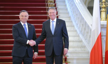 Iohannis: Am decis să organizăm la București un Summit B9