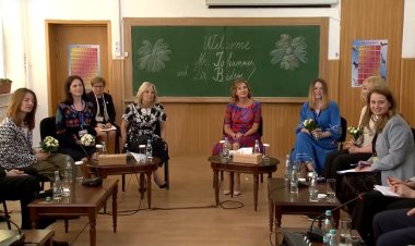 Jill Biden, întâlnire cu mamele şi profesoarele refugiate din Ucraina: Cred că voi sunteţi cele uimitoare!