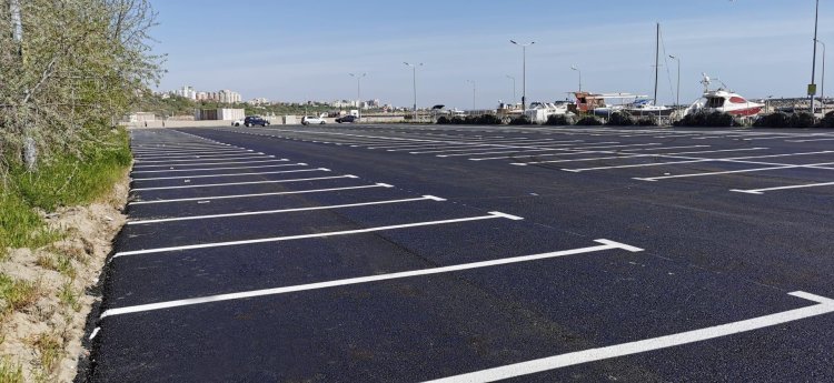Peste 260 de locuri de parcare cu plată în Portul Tomis