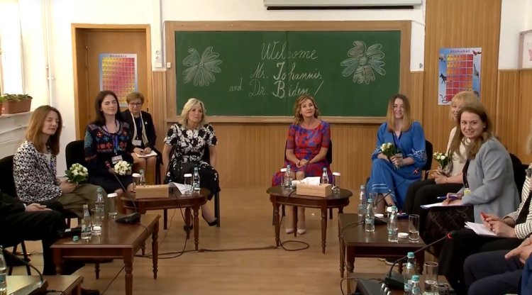 Jill Biden, întâlnire cu mamele şi profesoarele refugiate din Ucraina: Cred că voi sunteţi cele uimitoare!