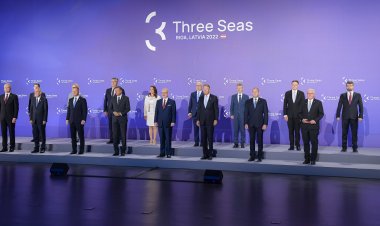 Iohannis: România va găzdui din nou în 2023, Summitul Iniţiativei celor Trei Mări şi Forumul de Afaceri