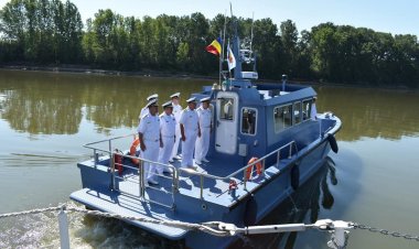 O nouă ambarcațiune rapidă de intervenție, pe Dunăre, a intrat în serviciul Forțelor Navale Române
