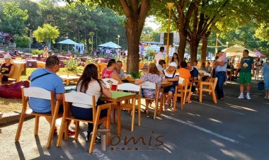 FOTO Festivalul du Bonheur vă așteaptă și astăzi în centrul orașului