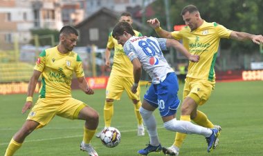 Fotbal: CS Mioveni - Farul Constanţa 0-2, în Superligă
