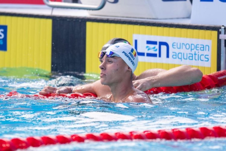 David Popovici, nominalizat la titlul de cel mai bun înotător european al anului 2022