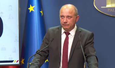 Agențiile de turism cer demisia lui Daniel Cadariu: Este zero!