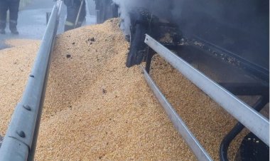 Incendiu la remorca unui TIR încărcat cu porumb, pe A2