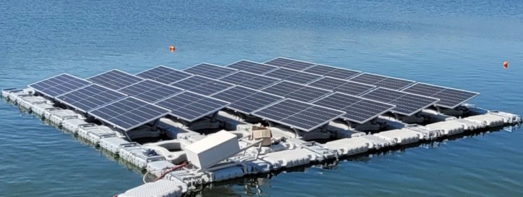 Proiect plutitor inedit de producere a energiei fotovoltaice, premieră în portul Constanța