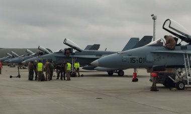 Aeronave Eurofighter Typhoon şi CF-18 Hornet au aterizat în bazele militare de la Kogălniceanu şi Borcea