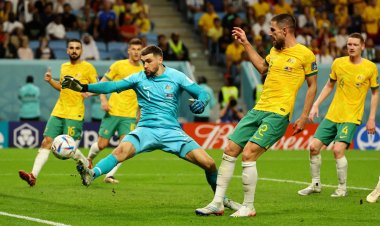 Australia s-a calificat în optimi, după 1-0 cu Danemarca