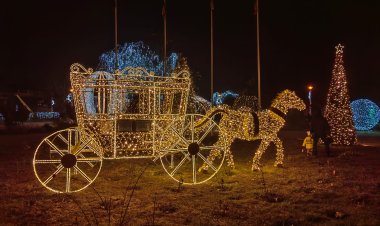 Țara Piticilor din Parcul Tăbăcărie își așteaptă vizitatorii îmbrăcată în haine de sărbătoare