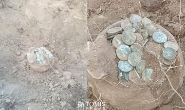 Trei bărbaţi au descoperit un vas ceramic cu monede antice din secolul al III-lea