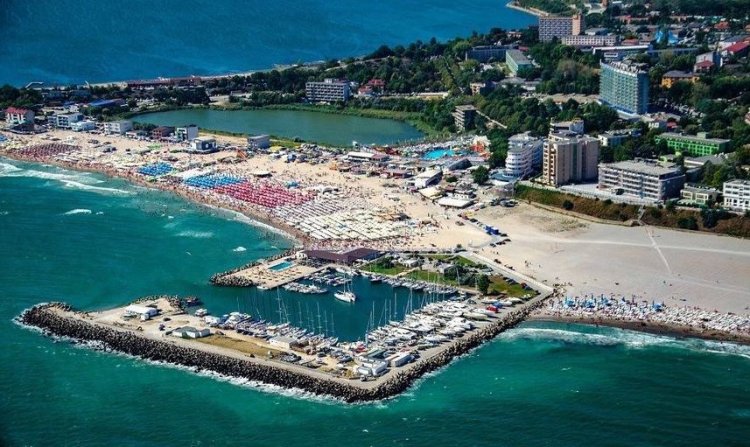 Litoralul românesc se pregăteşte pentru minivacanţa de Paşte