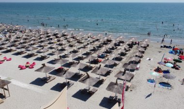 Peste 100.000 de turişti au fost pe litoralul românesc în minivacanţa de 1 Mai