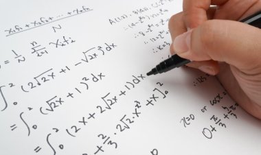 Peste 700 de elevi constănțeni participă la concursul de matematică TOMIS