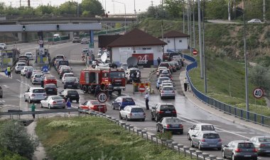 Taxa de pod de la Fetești ar putea fi eliminată pe durata lucrărilor de reparații