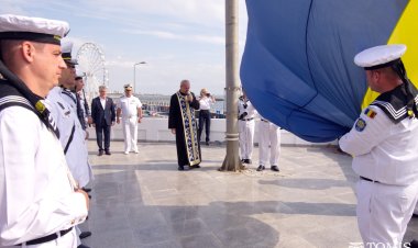 Ziua Drapelului, marcată la Constanța printr-o ceremonie religioasă și militară