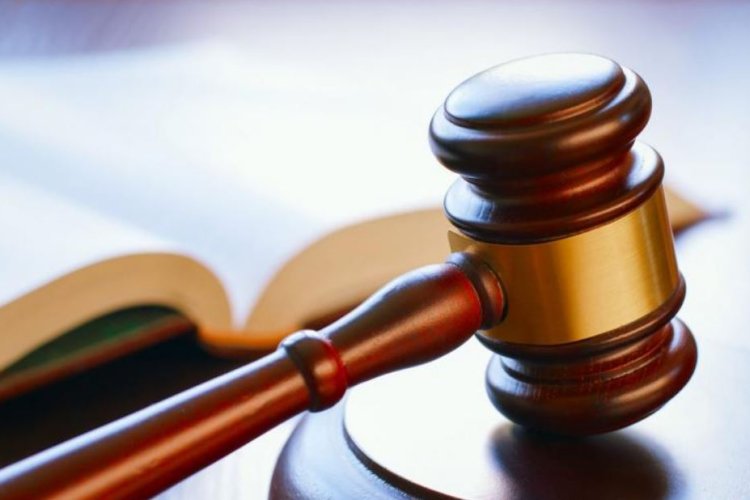 Doi candidaţi solicită Curţii Constituţionale anularea alegerilor prezidențiale din primul tur