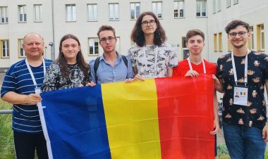Elevii români au obținut primul loc pe națiuni la Olimpiada Central Europeană de Informatică