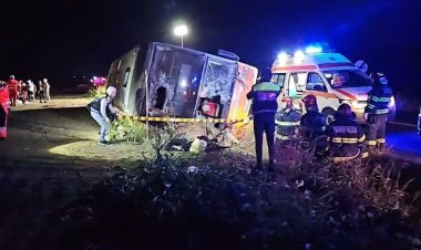Autocar cu 82 de pasageri ucraineni, răsturnat în apropiere de Hârșova. A fost activat Planul Roșu