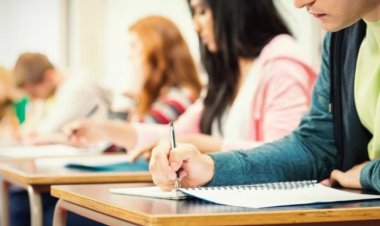 Bursele sociale pentru studenţi au fost majorate